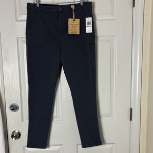 New NWT Democracy Skyrise AB Technology Booty Lift Pants gray size 16 Slimming